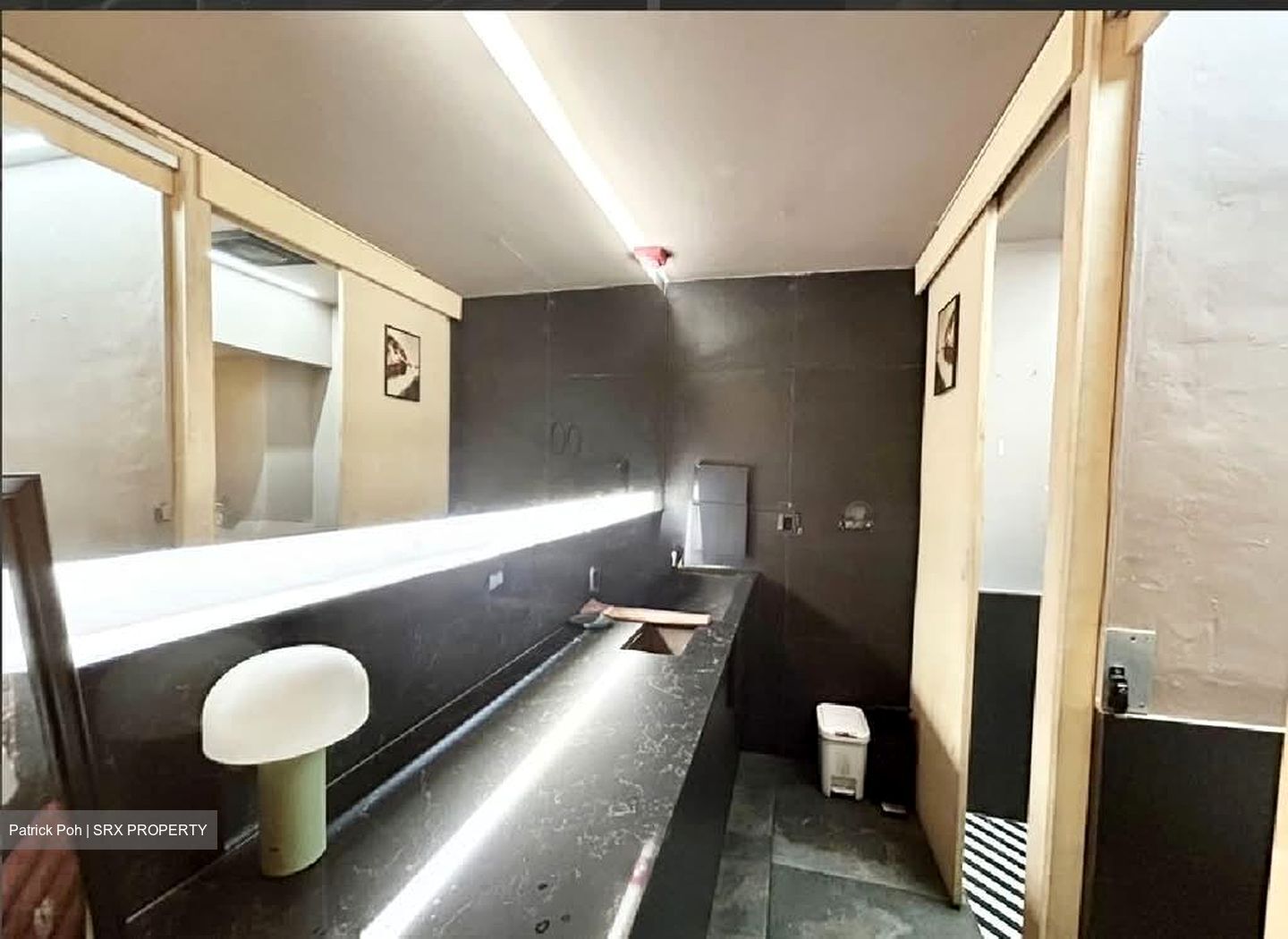 Telok Ayer Conservation Area (D1), Retail #588087981